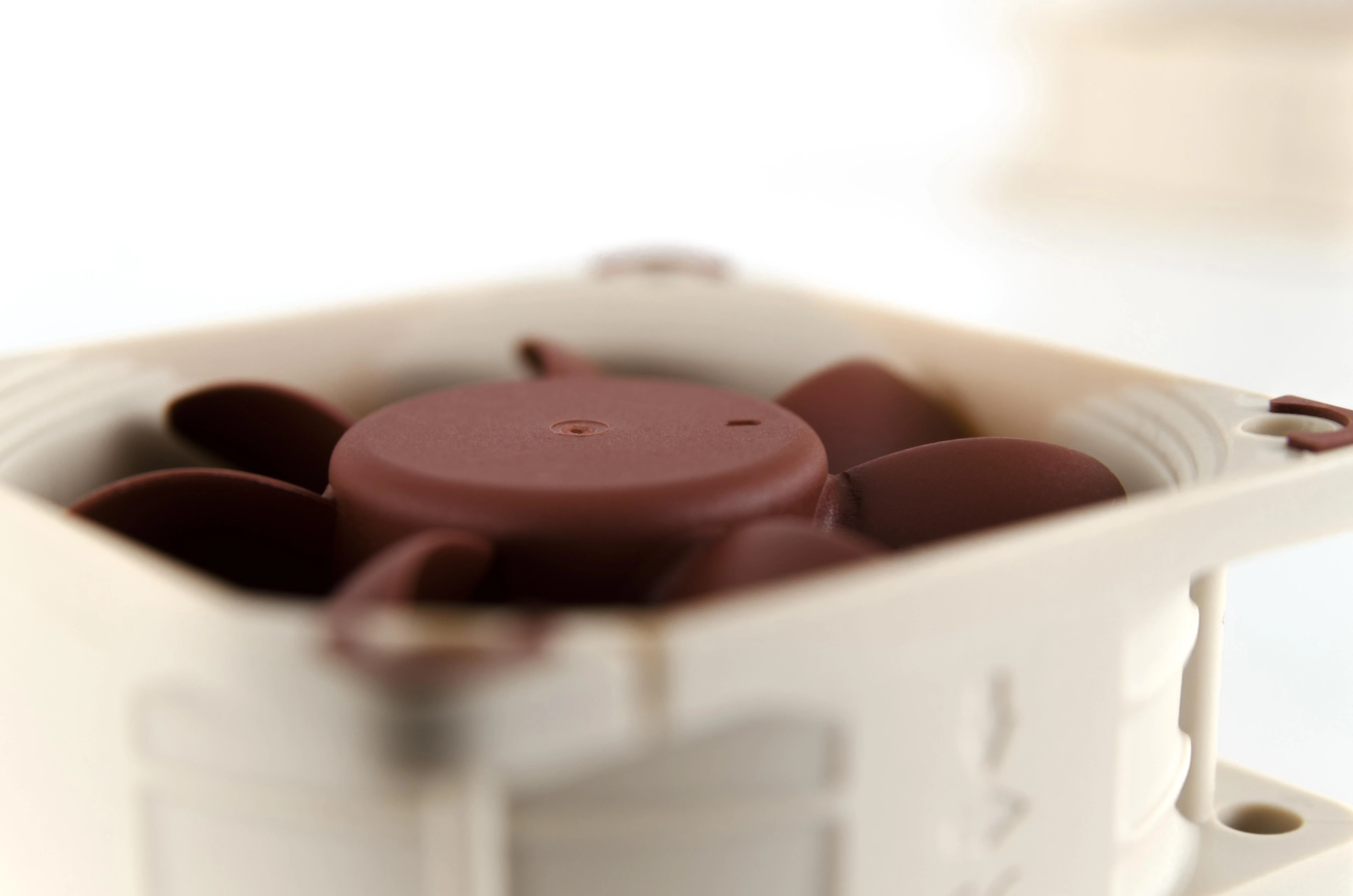 Kompiuterio Korpuso Ventiliatorius - Noctua NF-A6x25 5V PWM Rusvai Geltonas