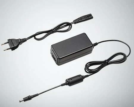 Panasonic DMW-AC10E maitinimo blokas su laidais