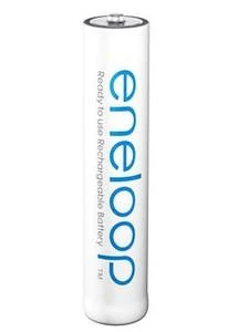 Panasonic Eneloop AAA akumuliatorius su mėlynu užrašu