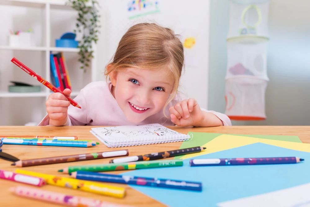 Pelikan Pieštukai spalvoti stori trikampiai 12sp COMBINO