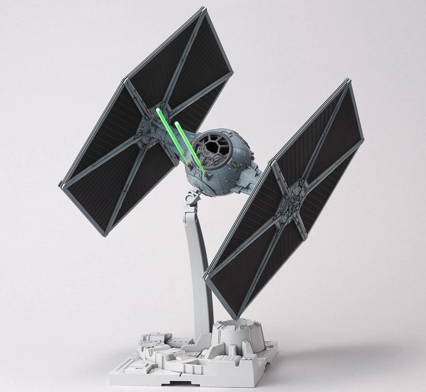 Revell – Star Wars TIE kovotojas (Bandai), 1/72, 01201