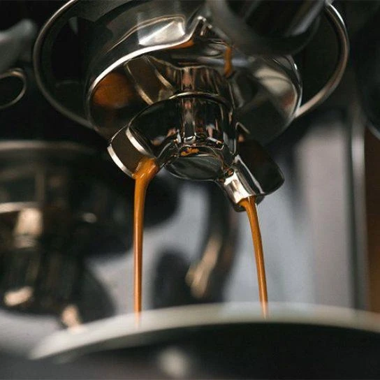 Kavos aparatas Espresso aparatas - Sage Barista Touch SES880BSS4EEU1, Integruotas Malūnas, Jutiklinis Ekranas, Plienas