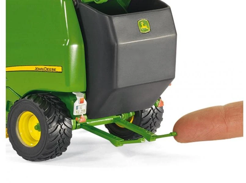 Siku 1:32 John Deere ruloninis presas