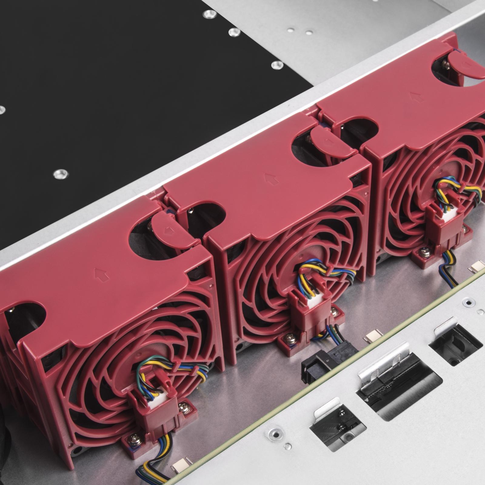 SilverStone RM22–312 Rackmount Serverio dėklas, 2U, E–ATX – juoda