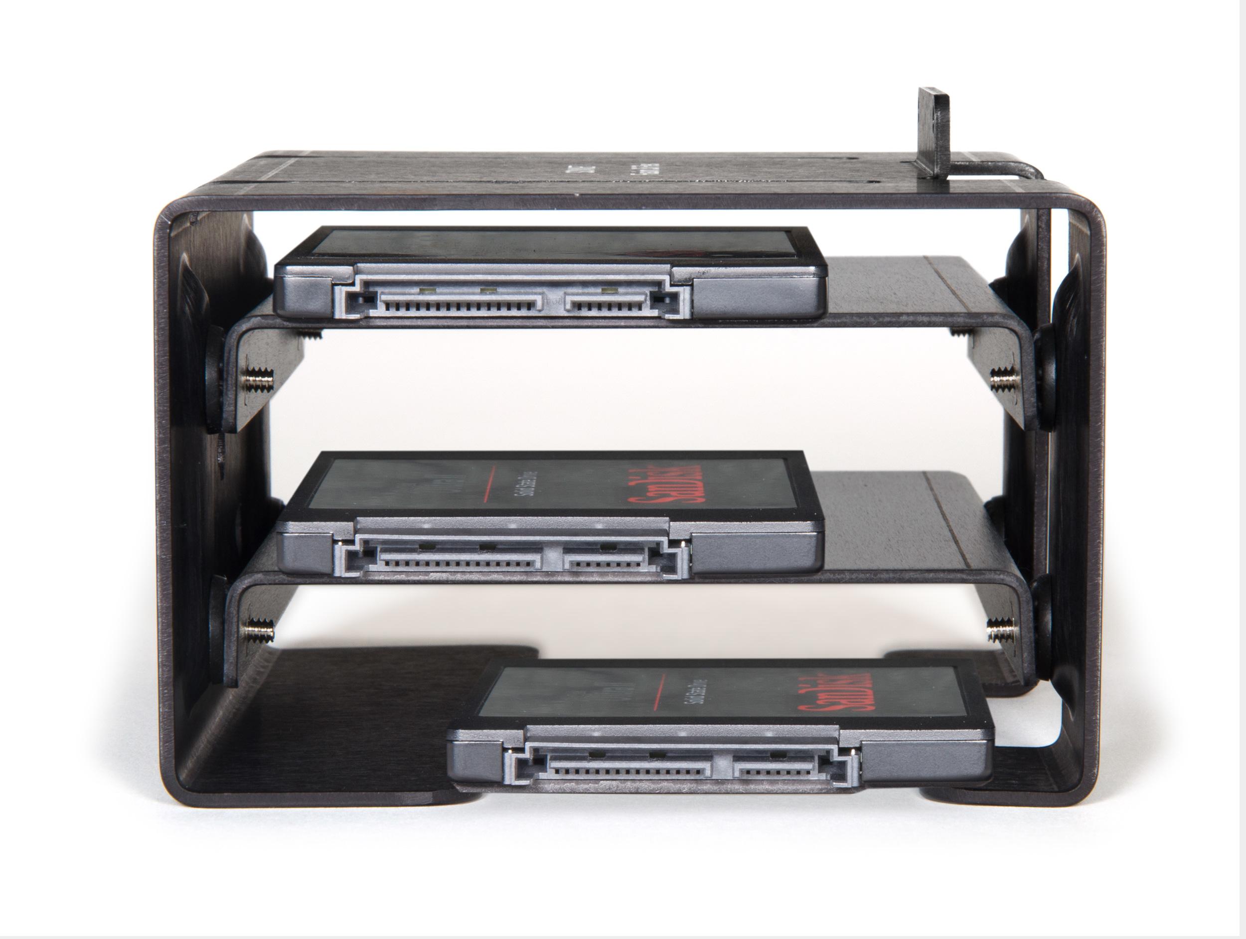 „Sonnet Fusion Flex J3i“ – 3 diskų tvirtinimo sistema, skirta 2019 m. „Mac Pro“ – pridėkite savo SATA diskus