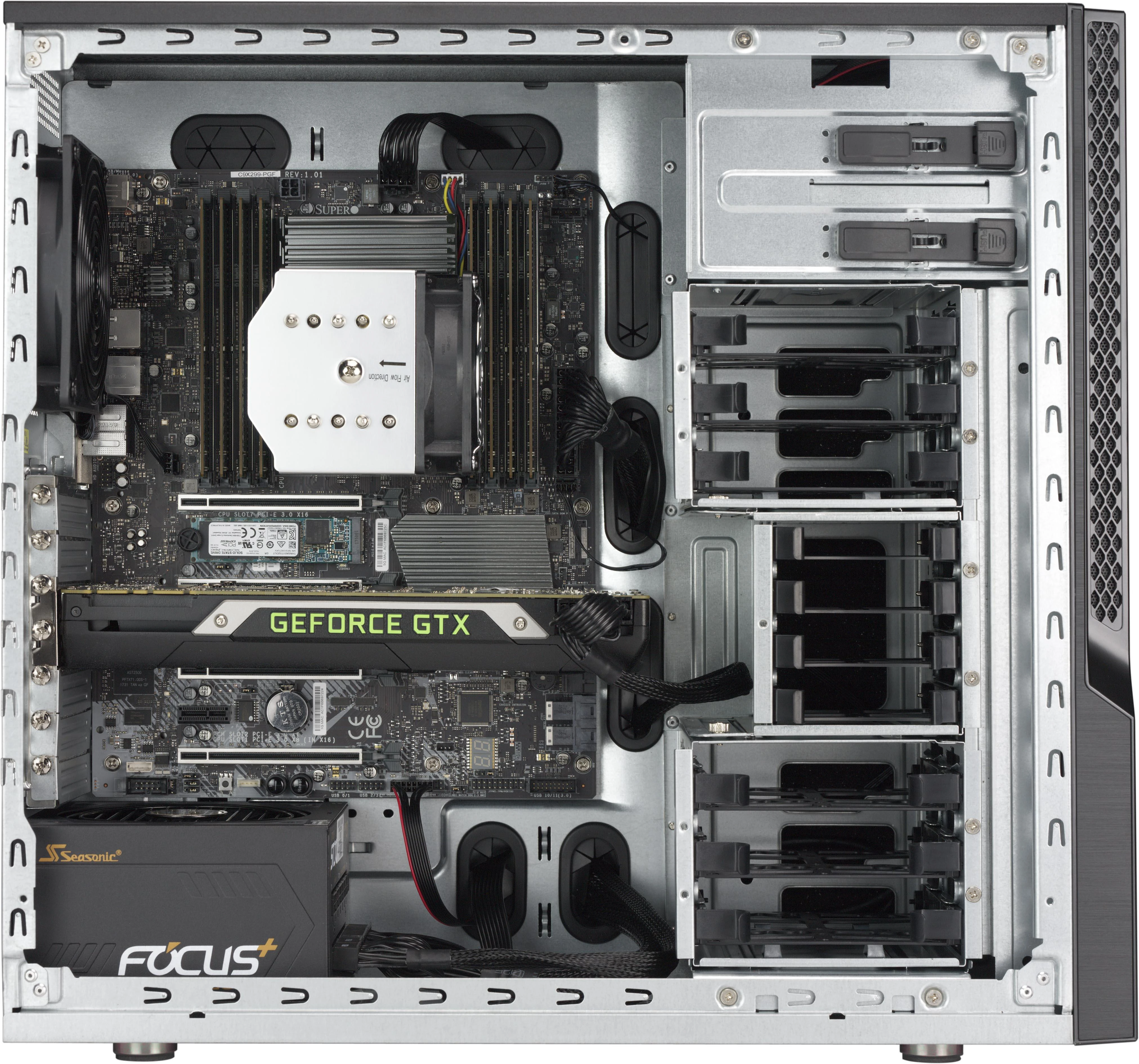S MT SUPERMICRO CSE-GS5A-754K su 750 W įkroviklis