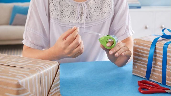 Lipnios juostelės dėklas TESA Mini Tape Dispenser eco su 2vnt. ekologiškų ir skaidrių lipnių juostelių 19mm x 10m