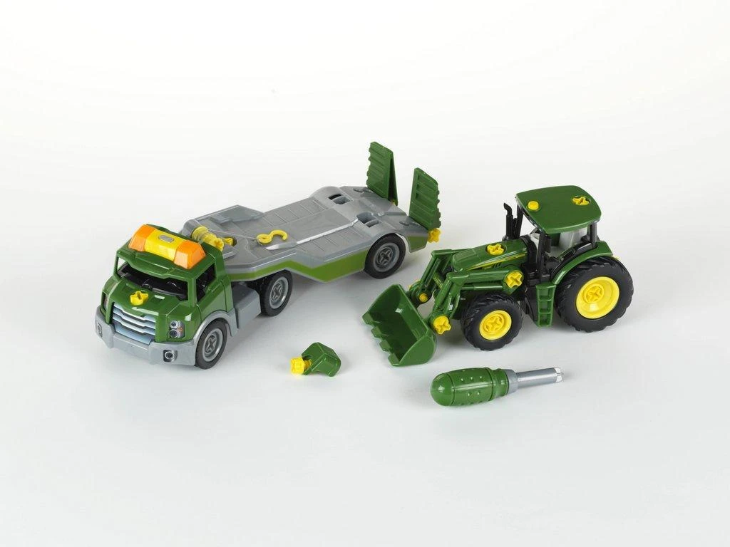 Klein Vilkikas su traktorium ant priekabos „John Deere“