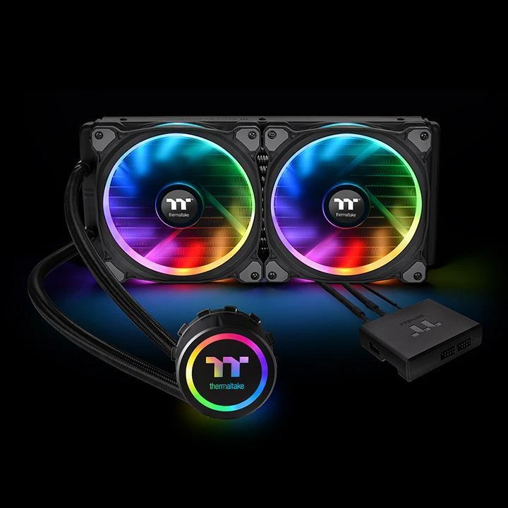 Thermaltake skysčio aušinimo sistema su RGB ventiliatoriais