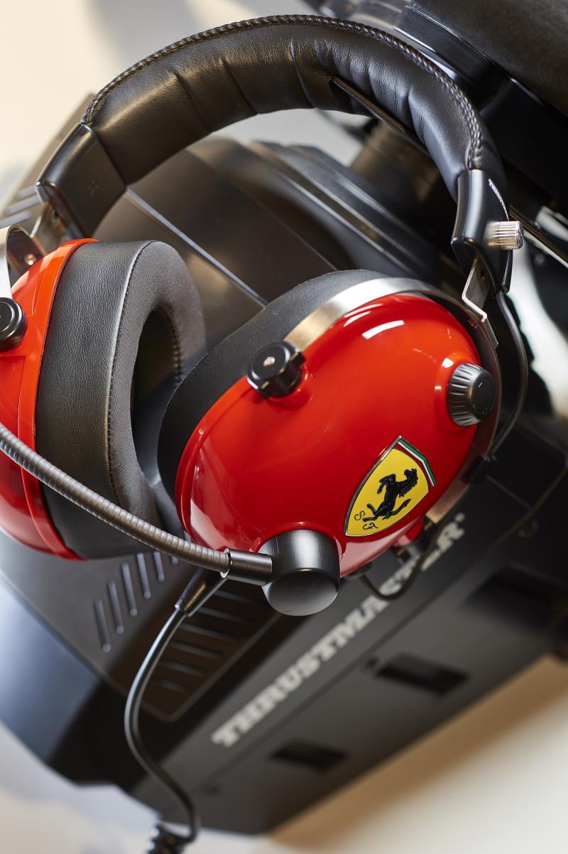 Thrustmaster | Ausinės Žaidimams | DTS T Racing Scuderia Ferrari Edition | su laidu | Over-Ear | Raudona/Juodas