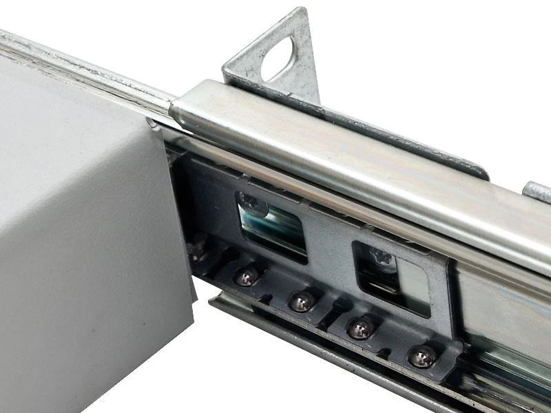 Triton lentyna 19 colių spintai (RAC-UP-X31-A1)