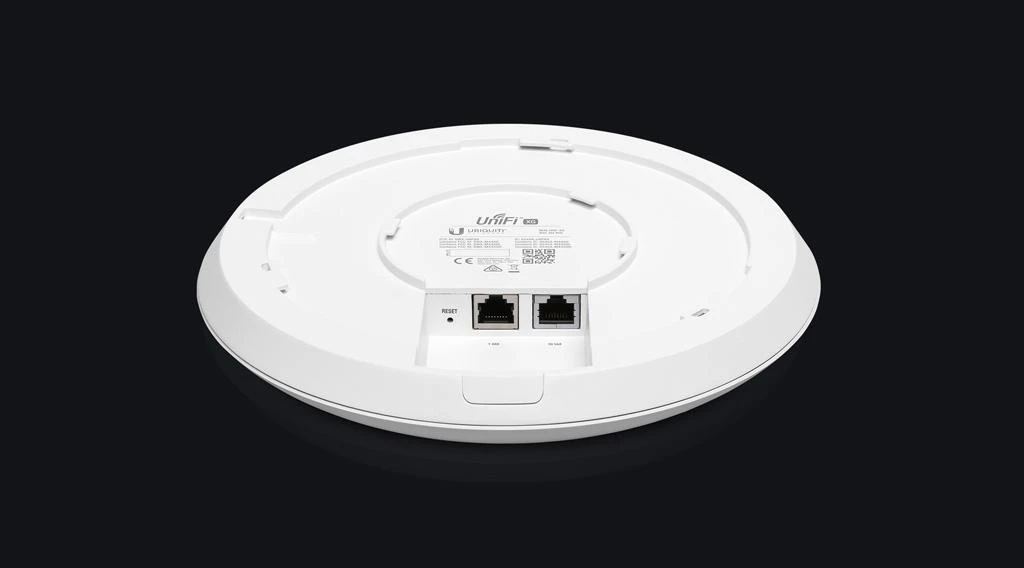 Maršrutizatorius UBIQUITI UAP-XG keturių radijo dažnių 802.11ac Wave 2 prieigos taškas 802.3bt PoE