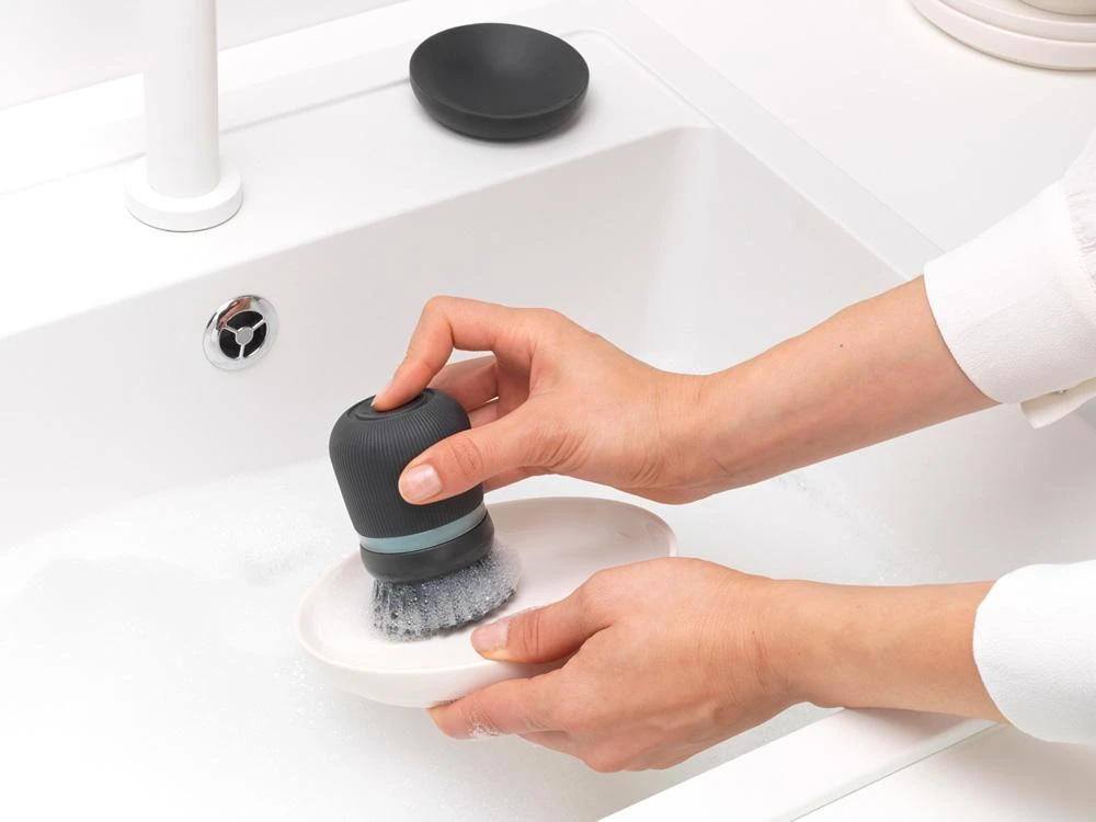 Brabantia Šepetys su muilo dozatoriumi - Dark Pilkas