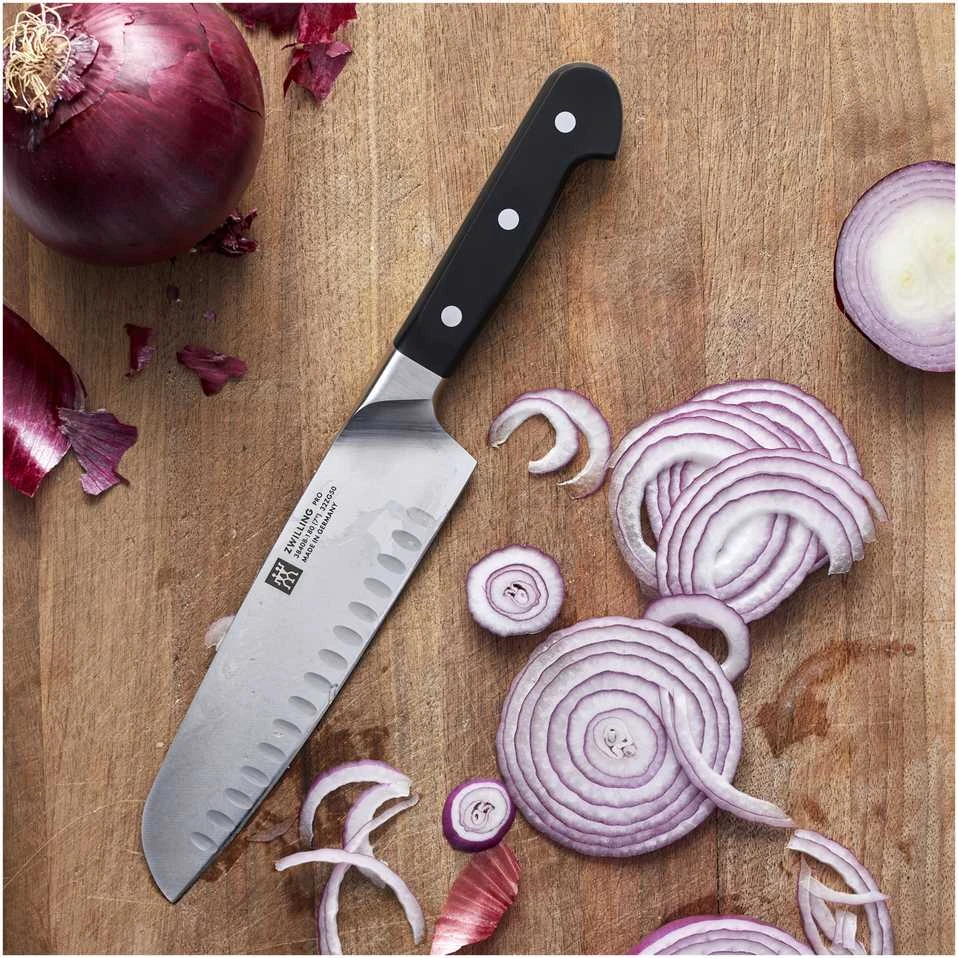 Santoku peilis Zwilling Pro su grioveliais, 18 cm