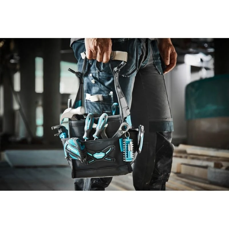 Makita E-05480 Surtvirtintas 4-jų skyrių, universalus, atviras keturkampis krepšys įrankiams.