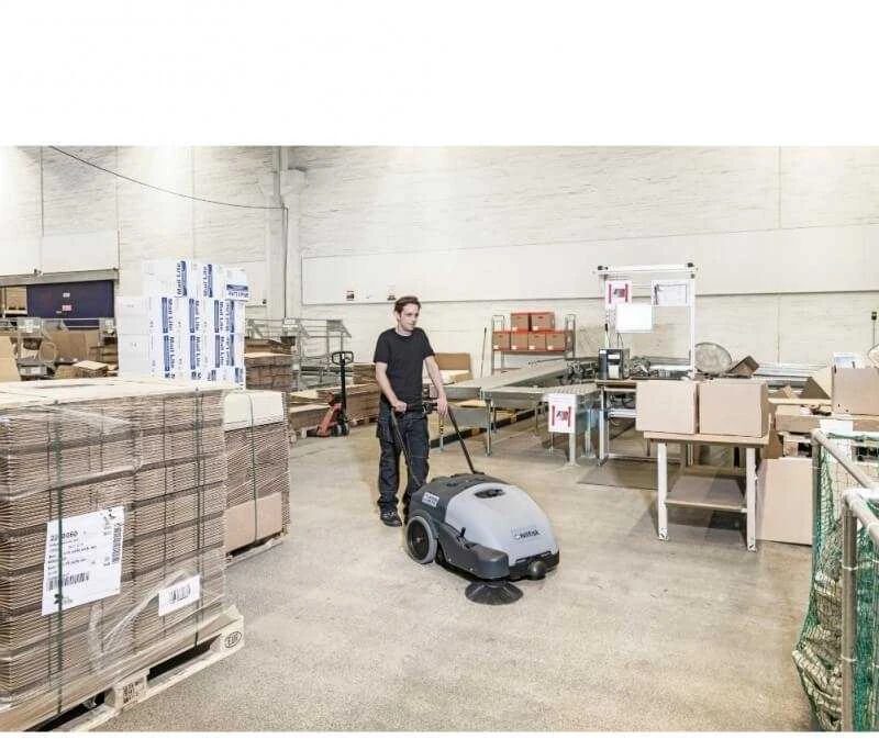 Akumuliatorinė grindų šlavimo mašina NILFISK Sweeper SW750