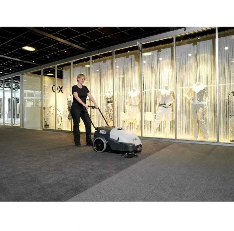 Akumuliatorinė grindų šlavimo mašina NILFISK Sweeper SW750