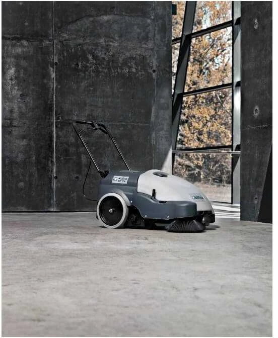 Akumuliatorinė grindų šlavimo mašina NILFISK Sweeper SW750