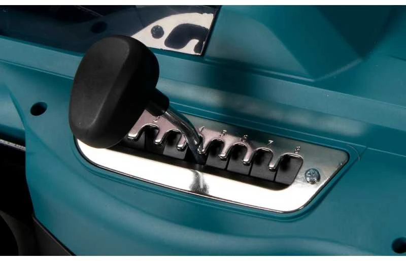 Makita vejapjovė DLM330Z, 33cm, 18V, be akumuliatoriaus ir kroviklio
