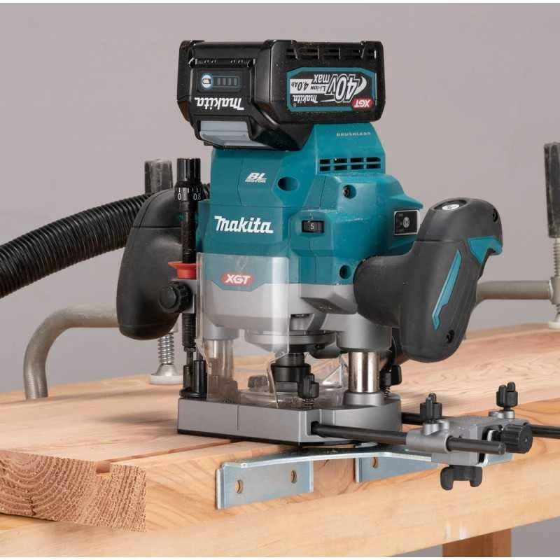 Makita RP001GZ02 XGT Vertikali freza 1800 W, 6, 8, 12 mm, 8000-25000 min-1, 5,2kg, MAKPACK