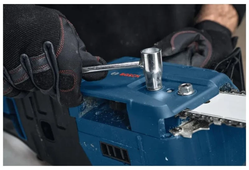 Bosch GKE18V-30 be akumuliatoriaus ir kroviklio Grandininis pjūklas akku