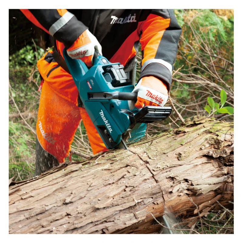 „Makita UC011GT101“ akumuliatorinis grandininis pjūklas, 40 V maks. XGT, BL4050F, DC40RA, BL variklis 350 mm, 25,5 m/s.