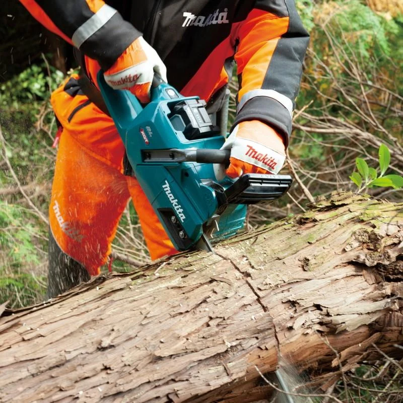 Grandininis pjūklas Makita UC011GZ Cordless chain saw, 40Vmax XGT, BL-motor 350mm, 25.5 m/s. be akumuliatoriaus ir kroviklio