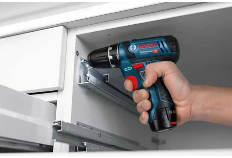 Akumuliatorinis suktuvas-gręžtuvas, Bosch GSR 12V-15, 2x2,0 Ah Li-Ion + L-Boxx