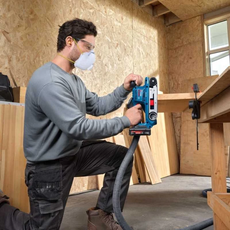 BOSCH GBS 18V-75 šlifavimas su dulkių nusiurbimu