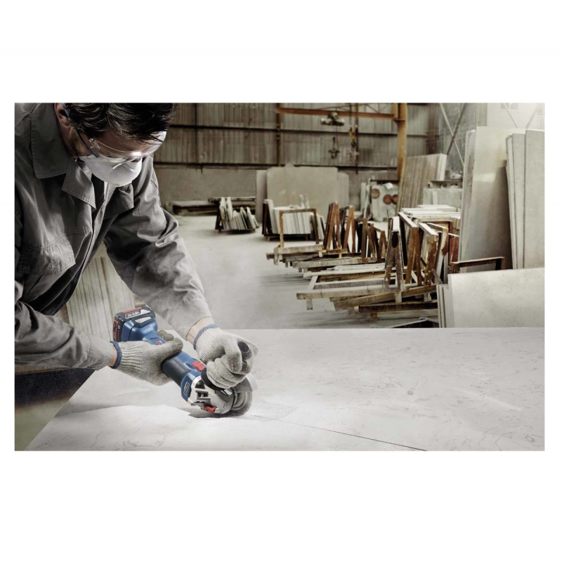 Bosch GWS 18V-10, LB be akumuliatoriaus ir kroviklio