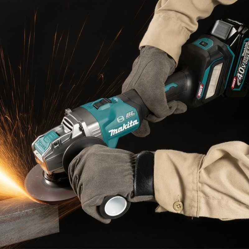 Makita GA041GZ Kampinis šlifuoklis XGT, 125MM, 0-8500RPM; bešepetėlinis variklis; elektrinis stabdys; AFT; AWS (be AWS lusto); reguliuojamas greitis 3,000 - 8,500RPM; X-LOCK; "Z" versija - komplektuojamas be akumuliatoriaus ir kroviklio