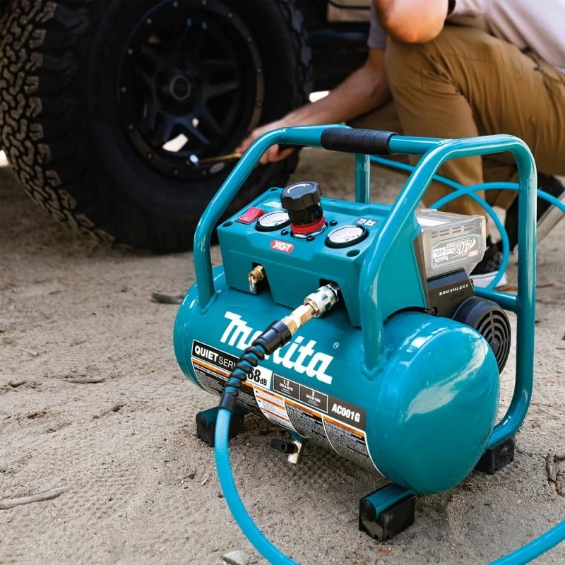 Makita AC001GZ Akumuliatorinis XGT® oro kompresorius 40V 34 L/MIN BL-M, be alyvos, Be akumuliatorių ir kroviklio!