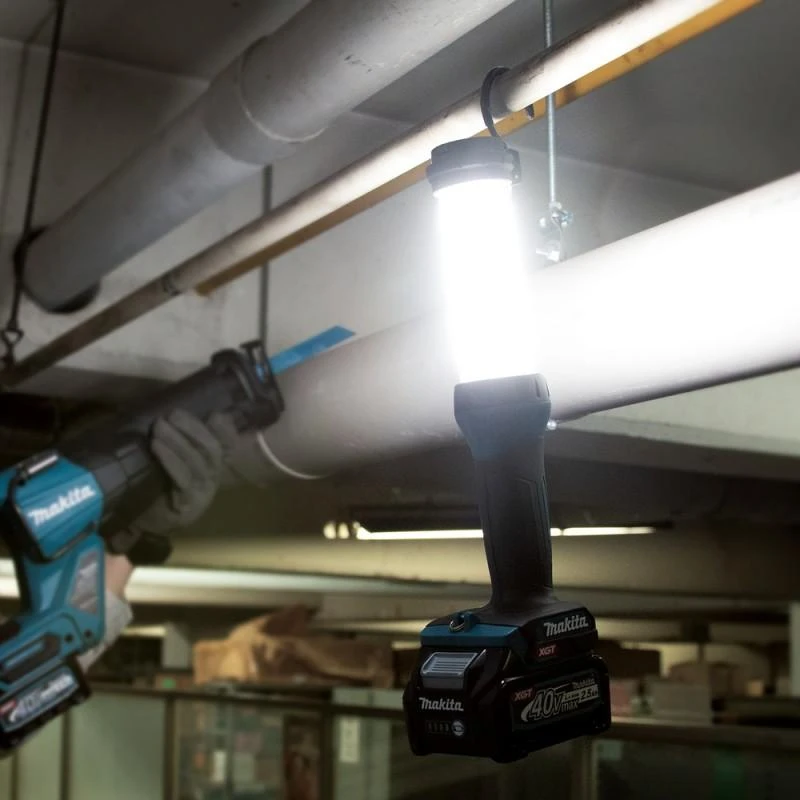 Makita XGT® Akumuliatorinis LED žibintas ML002G XGT® • 40Vmax • 130-710 lm • 340-1900 lx