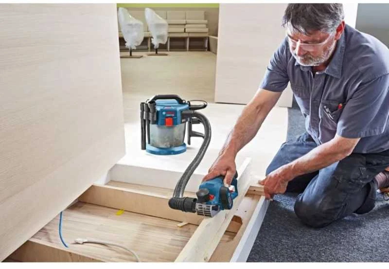 Bosch Akumuliatorinis oblius GHO 12V-20, Be baterijų ir kroviklio