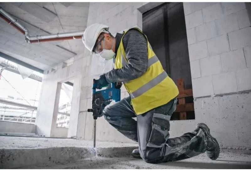 Bosch GBH 18V-24 C be akumuliatoriaus ir kroviklio dėžutė