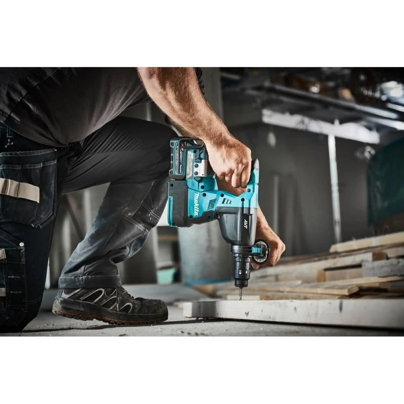 Makita HR002GZ Perforatorius XGT, 2,9 J, 28mm; 4,1kg, bešepetėlinis variklis, greitojo keitimo griebtuvas, AFT; AWS (be AWS lusto); AVT; Soft no load; XPT; "Z" versija - komplektuojamas be akumuliatoriaus ir kroviklio