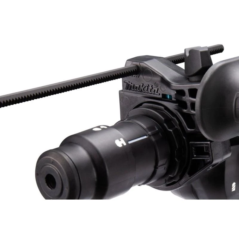 Makita HR002GZ Perforatorius XGT, 2,9 J, 28mm; 4,1kg, bešepetėlinis variklis, greitojo keitimo griebtuvas, AFT; AWS (be AWS lusto); AVT; Soft no load; XPT; "Z" versija - komplektuojamas be akumuliatoriaus ir kroviklio