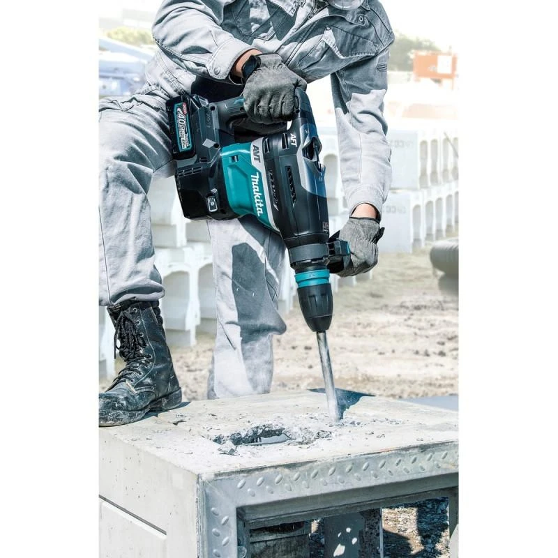 Makita HR005GM202 Perforatorius XGT, SDS-MAX, 8 J, 40mm; 7,4kg, bešepetėlinis variklis, AVT, AFT, AWS (su AWS lustu); XPT; 2X4,0Ah, greitasis kroviklis