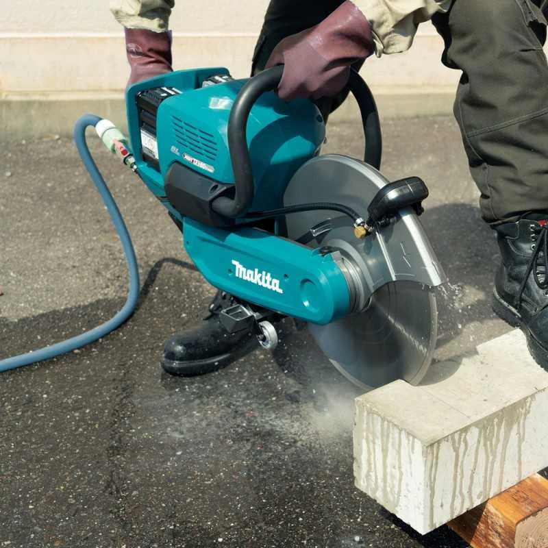 Makita CE001GZ Akumuliatorinis pjūklas XGT, 40V MAX x2 (80V MAX), diskas 355mm, max 127mm BL-M, 14.1kg, Be akumuliatorių ir kroviklio!
