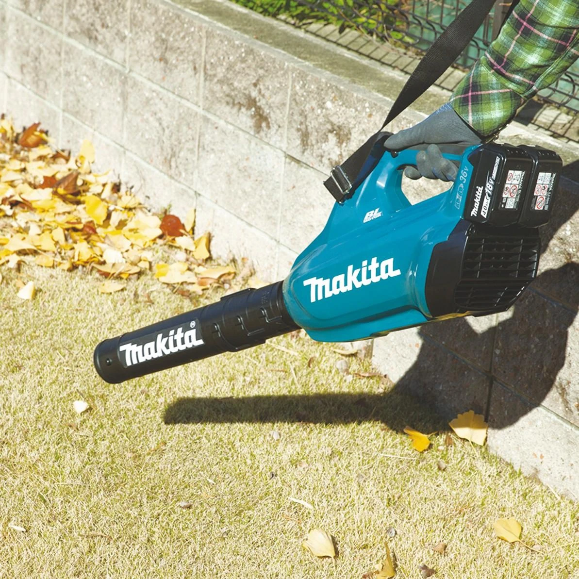 Makita Akumuliatorinis pūstuvas DUB362Z 2x18V be akumuliatorių ir kroviklio