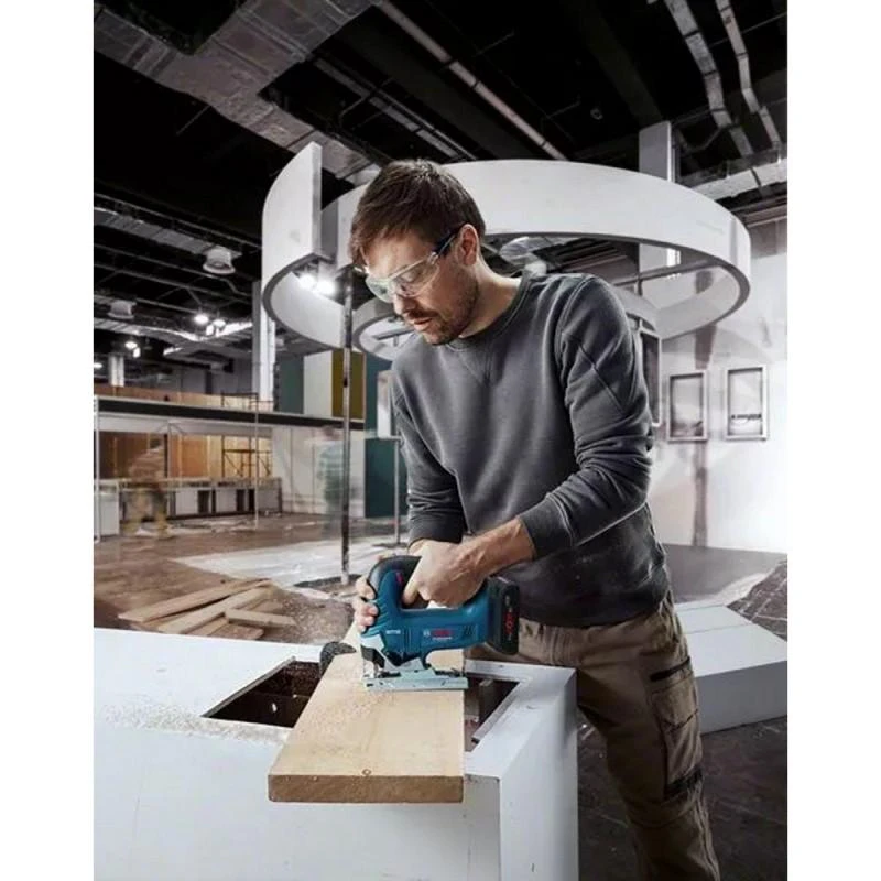 BOSCH GST 18V-125 B CT pjovimo procesas