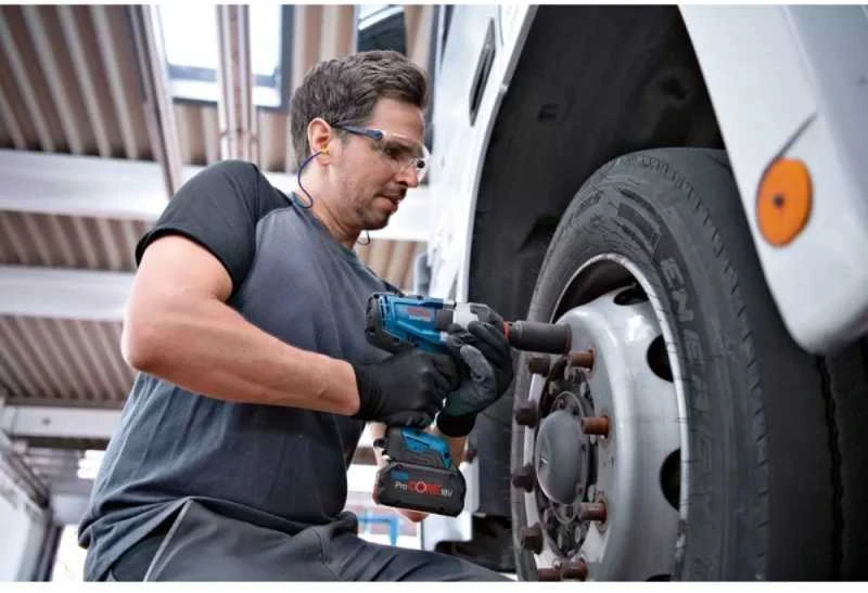 Bosch GDS 18V-1000 atsukantis rato varžtus