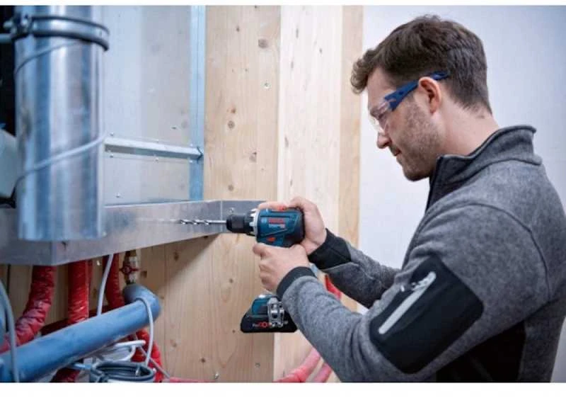Bosch GSR 18V-45 2x 2.0Ah, GAL 18V-20, L-Case