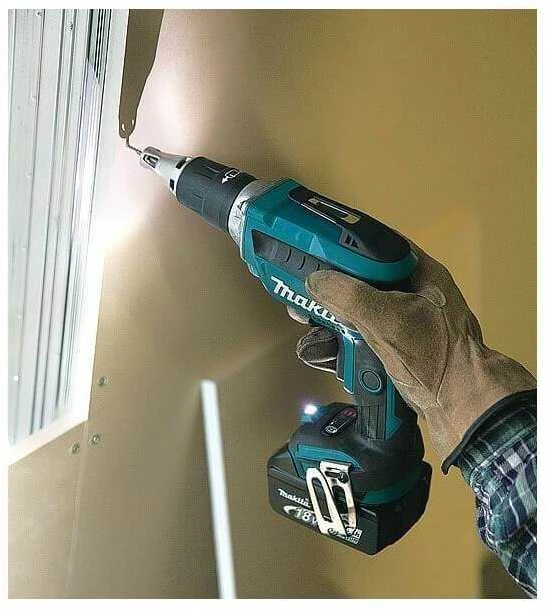 Makita DFS452Z Akumuliatorinis suktuvas, 18 V, Be akumuliatorių ir kroviklio!