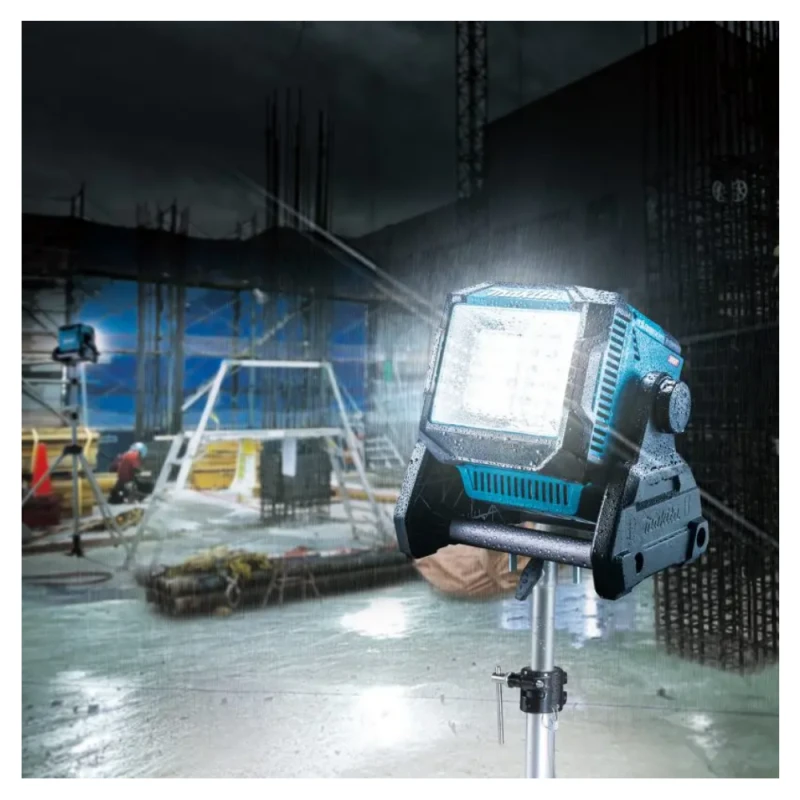 Makita ML005GX Akumuliatorinis LED prožektorius XGT & LXT. 3600 liumenų , Be akumuliatorių ir kroviklio!