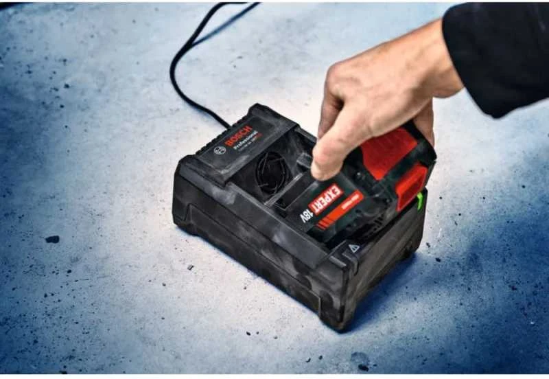 Bosch GAL 12V/18V-80, CT