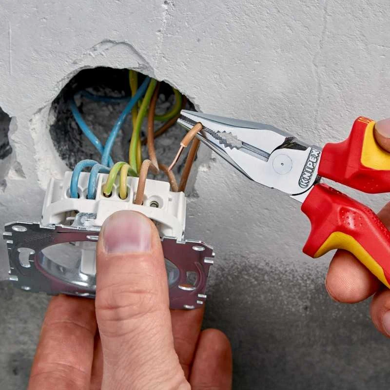 Elektrikų replės siauromis žiaunomis KNIPEX 0826145