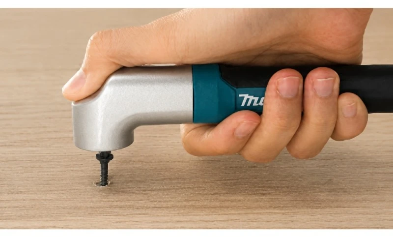 Makita Impact Juodas kampinis adapteris akumuliatoriniams suktuvams ir gręžtuvams, skirtas 1/4" sukimo antgaliams E-25030