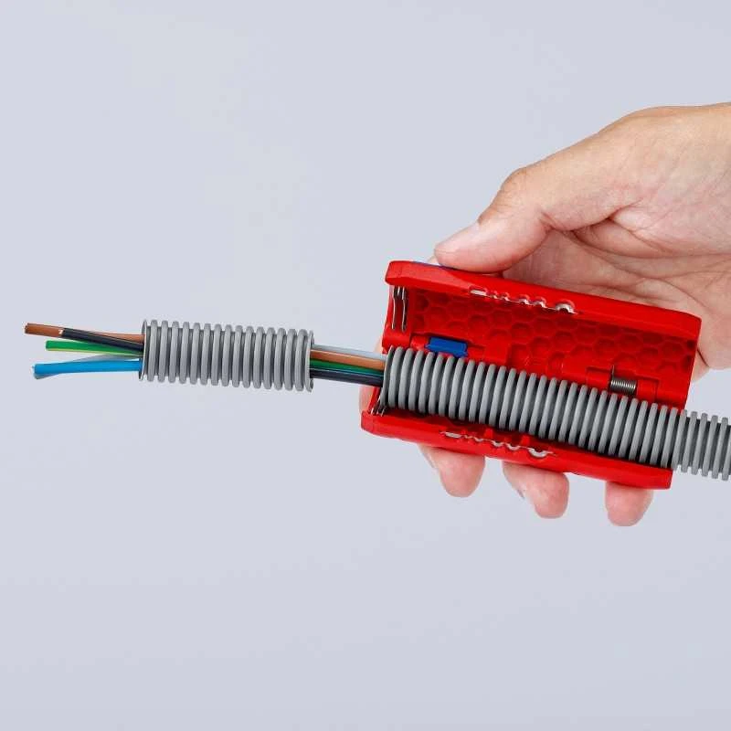 Laidų pjovimo-nuizoliavimo įrankis KNIPEX TwistCut