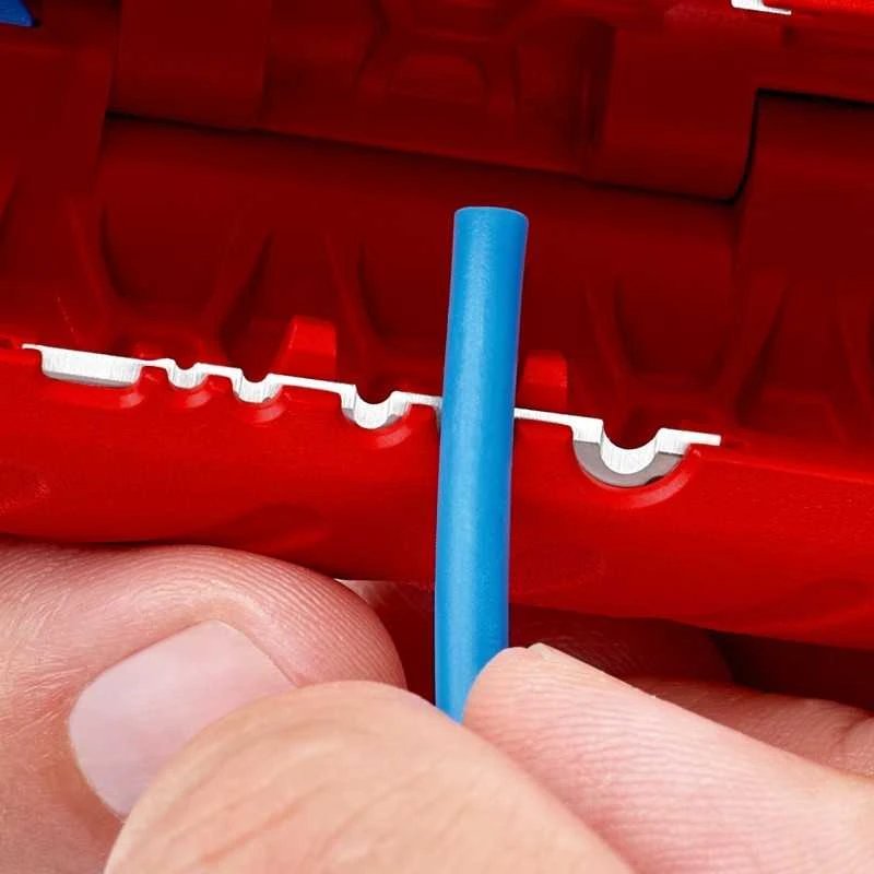 Laidų pjovimo-nuizoliavimo įrankis KNIPEX TwistCut